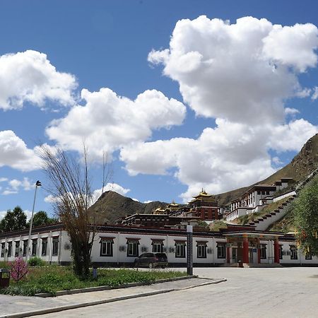 Wanrun International Resort Hotel In Tibet Xigaze Екстериор снимка