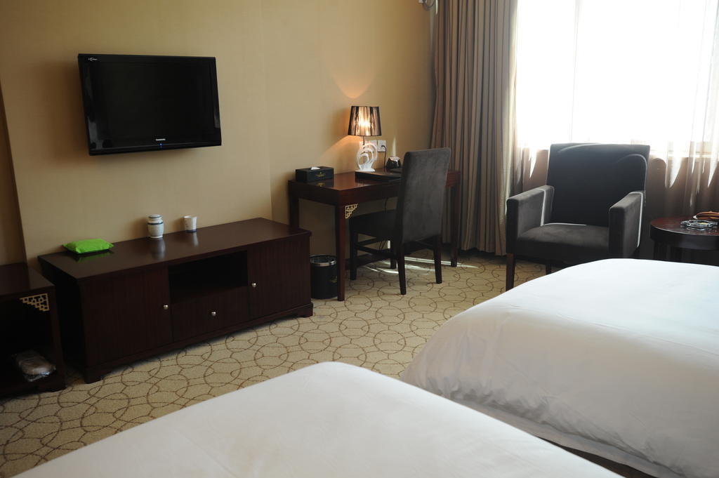 Wanrun International Resort Hotel In Tibet Xigaze Стая снимка