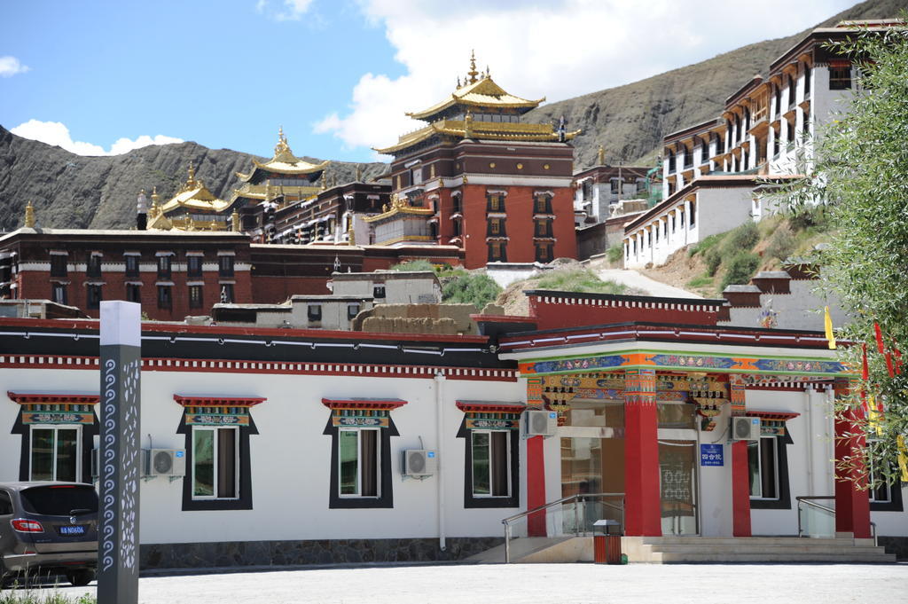 Wanrun International Resort Hotel In Tibet Xigaze Екстериор снимка